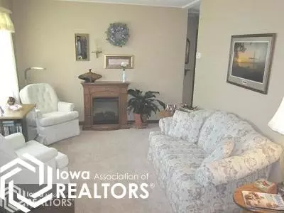 511 Lyon Ave, Denison, IA 51442 photo 4