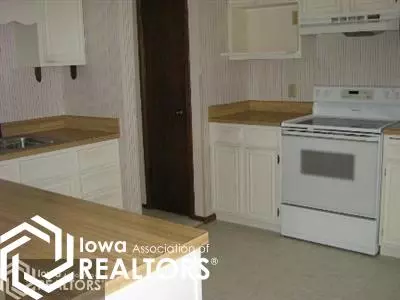 206 E 22nd St # 9, Atlantic, IA 50022 photo 13