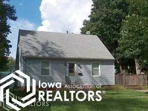 404 E Harrison St, Jefferson, IA 50129 photo 1