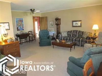 2705 Eastern Ave, Perry, IA 50220 photo 4