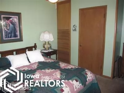 2705 Eastern Ave, Perry, IA 50220 photo 5