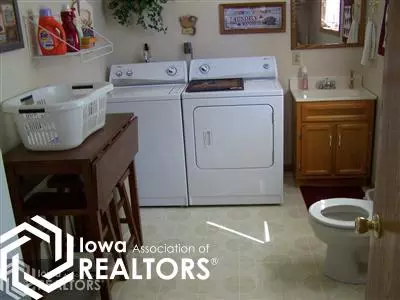 513 Walnut St, Deloit, IA 51441 photo 5