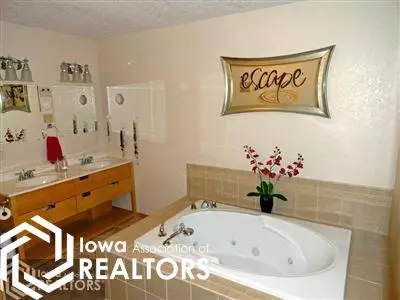 504 E Seventh St, Glidden, IA 51443 photo 7