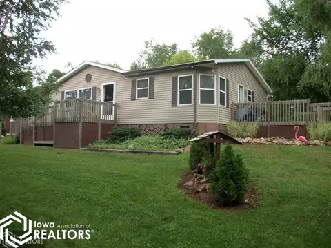 517 Ash St, Deloit, IA 51441 photo 2