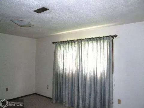 533 W 2nd St, Odebolt, IA 51458 photo 8
