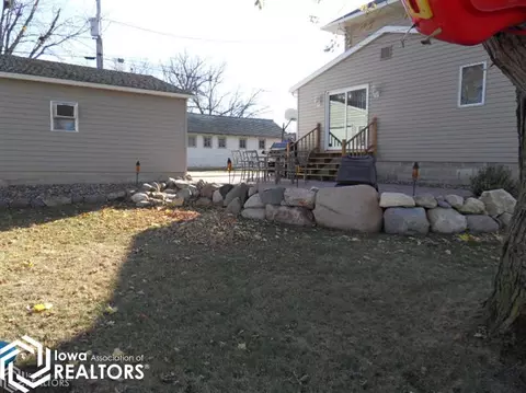 328 W 3rd St, Glidden, IA 51443 photo 4