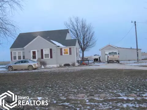 2216 E Ave, Perry, IA 50220 photo 1