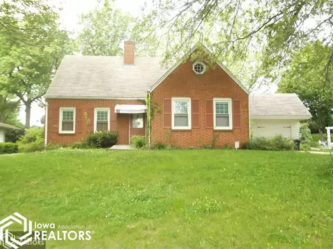 809 Brookside Dr, Audubon, IA 50025 photo 1