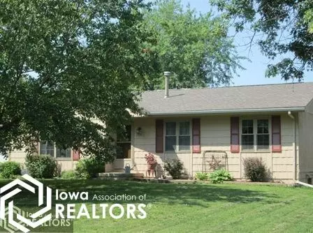 2113 Maple St, Atlantic, IA 50022 photo 1