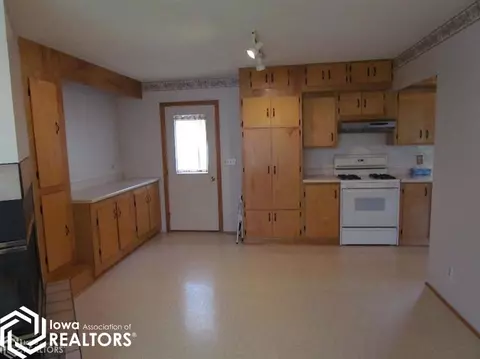 2781 Quail Dr, Stanton, IA 51573 photo 17