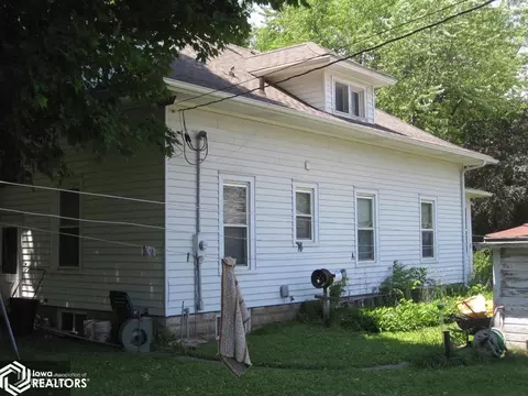701 E 5th St, Atlantic, IA 50022 photo 3