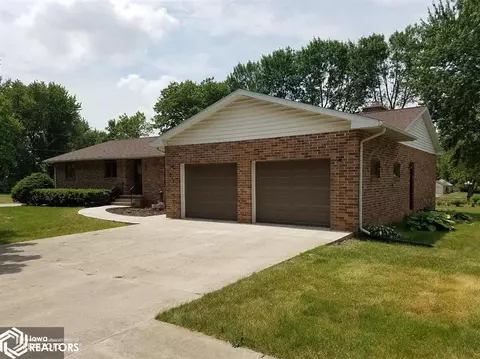 512 Locust St, Odebolt, IA 51458 photo 2