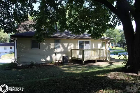 505 E 18th St, Atlantic, IA 50022 photo 4