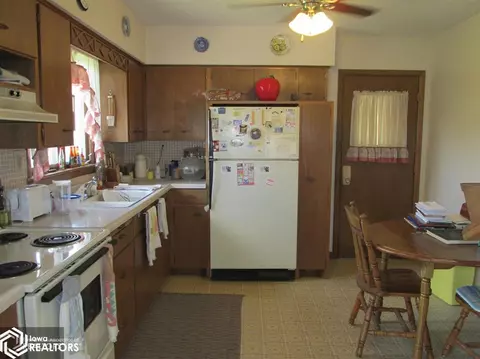 2402 Frontier Rd, Denison, IA 51442 photo 8