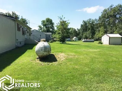 230 Maple St, Murray, IA 50174 photo 3