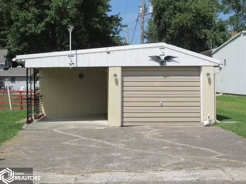 208 4th Ave, Vail, IA 51465 photo 3