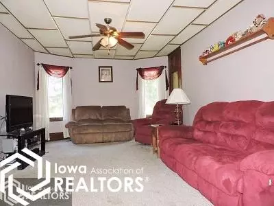 404 3rd St, Manning, IA 51455 photo 5