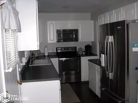 608 E 17th St, Atlantic, IA 50022 photo 10