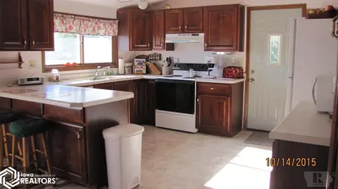 205 E First St, Kellerton, IA 50133 photo 5