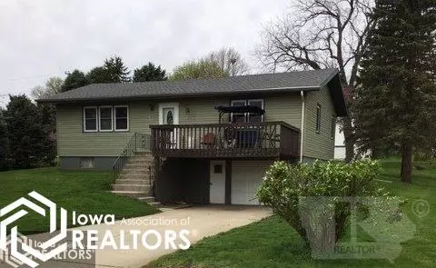 708 Walnut St, Walnut, IA 51577 photo 1