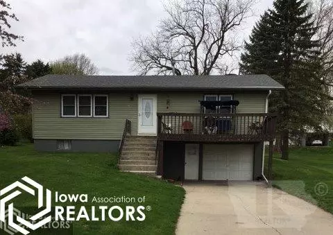 708 Walnut St, Walnut, IA 51577 photo 2