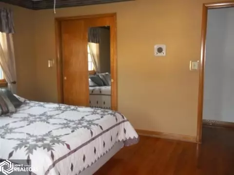 205 E Summit St, Creston, IA 50801 photo 18
