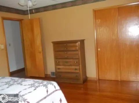 205 E Summit St, Creston, IA 50801 photo 17