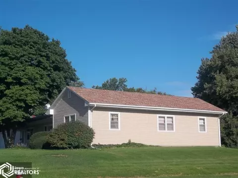 205 E Summit St, Creston, IA 50801 photo 2