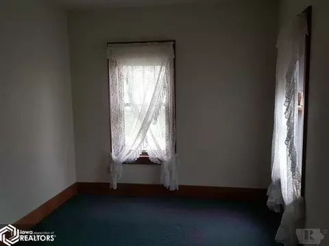 501 Park Ave, Odebolt, IA 51458 photo 8