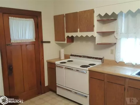 501 Park Ave, Odebolt, IA 51458 photo 13