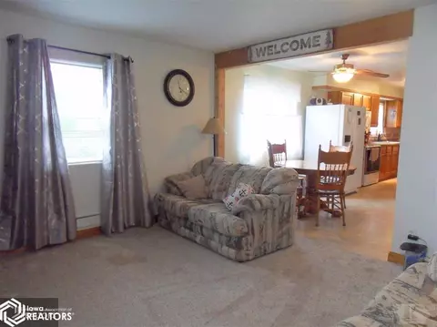 404 Maple St, Breda, IA 51436 photo 2