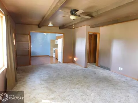 506 E 9th St, Atlantic, IA 50022 photo 6