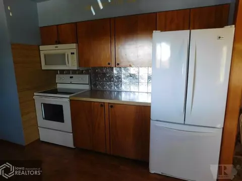 506 E 9th St, Atlantic, IA 50022 photo 9
