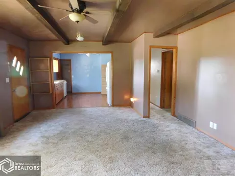 506 E 9th St, Atlantic, IA 50022 photo 5