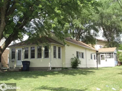 112 S Main St, Denison, IA 51442 photo 1
