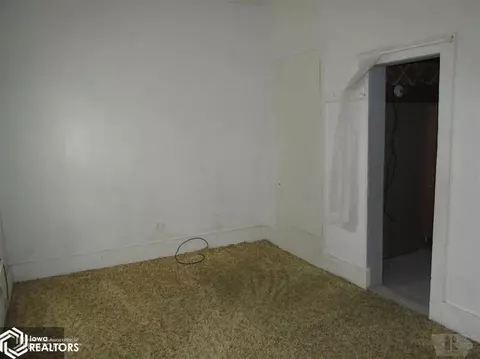 112 S Main St, Denison, IA 51442 photo 8