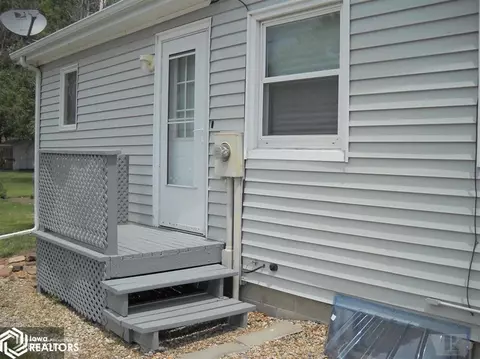 905 E Irving St, Creston, IA 50801 photo 11