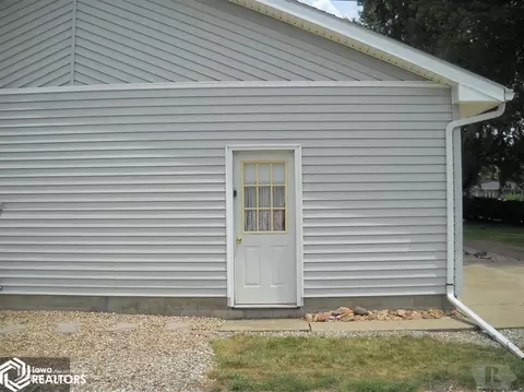 905 E Irving St, Creston, IA 50801 photo 12