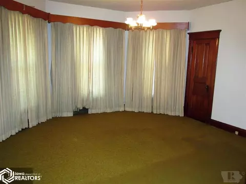 304 S Main St, Denison, IA 51442 photo 7