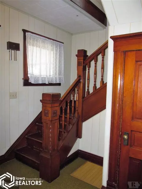 304 S Main St, Denison, IA 51442 photo 8