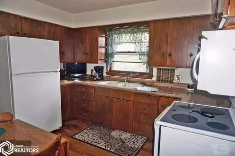207 Cora St, Irwin, IA 51446 photo 4