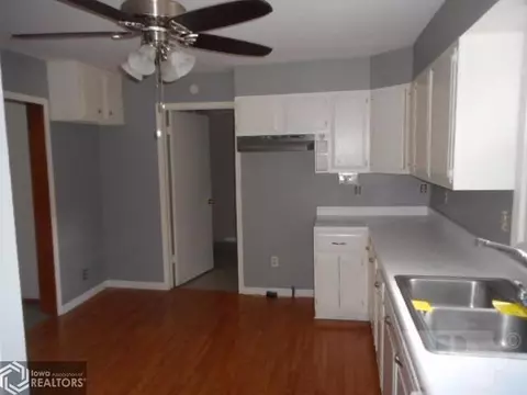 403 Walnut, Walnut, IA 51577 photo 5