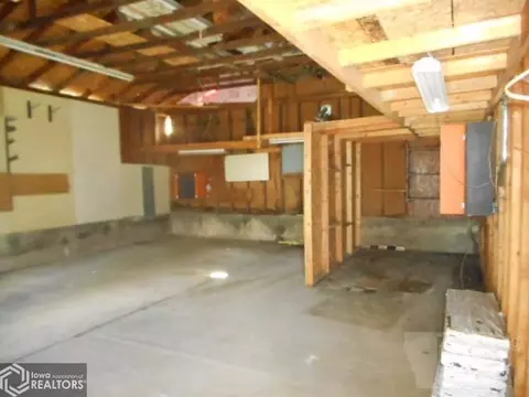 403 Walnut, Walnut, IA 51577 photo 9
