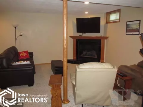 607 E 12th St, Carroll, IA 51401 photo 13