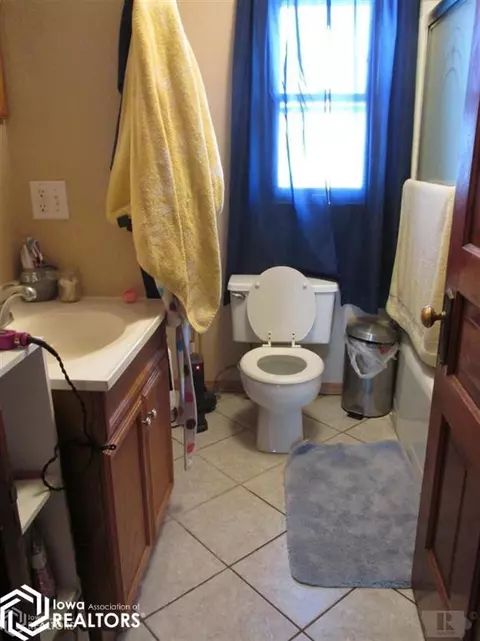 1704 N 4th Ave, Denison, IA 51442 photo 7