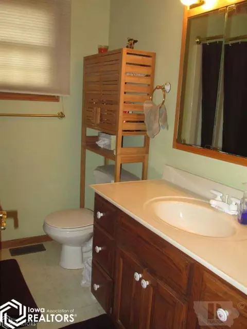 515 Sunset Dr, Denison, IA 51442 photo 11