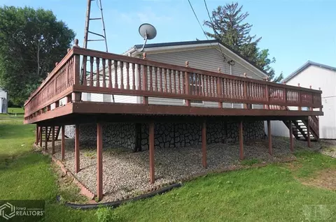 227 E 5th Ave, Dedham, IA 51440 photo 18