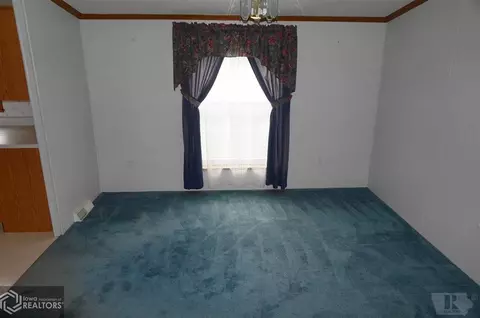 227 E 5th Ave, Dedham, IA 51440 photo 13