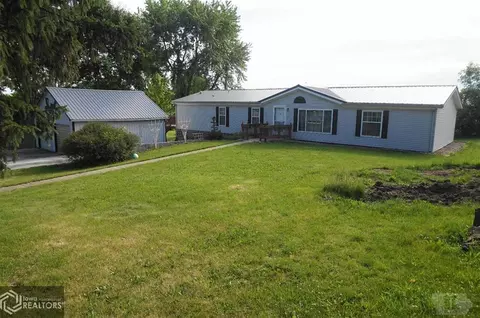 227 E 5th Ave, Dedham, IA 51440 photo 2