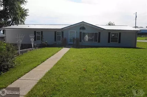 227 E 5th Ave, Dedham, IA 51440 photo 1